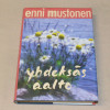 Enni Mustonen Yhdeksäs aalto